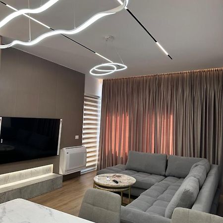 Hera Tirana Suite Deluxe Экстерьер фото